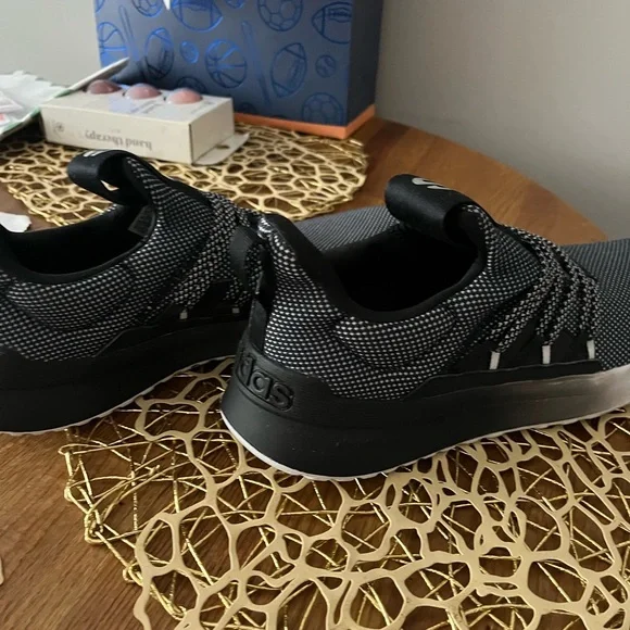 Gently used Adidas slip-on sneakers – easy on/off, no laces to tie! - Picture 6 of 12